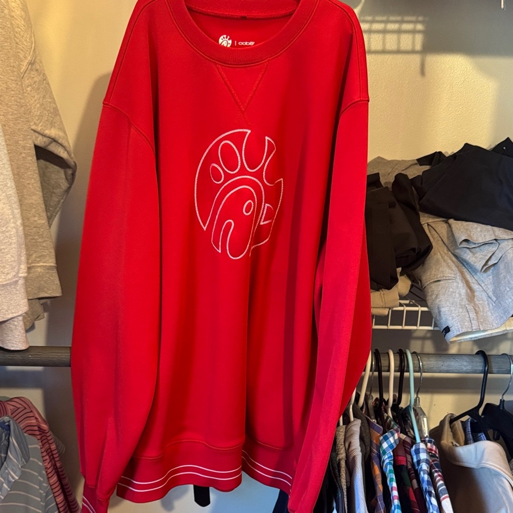 Chick fil a Sweater size XL